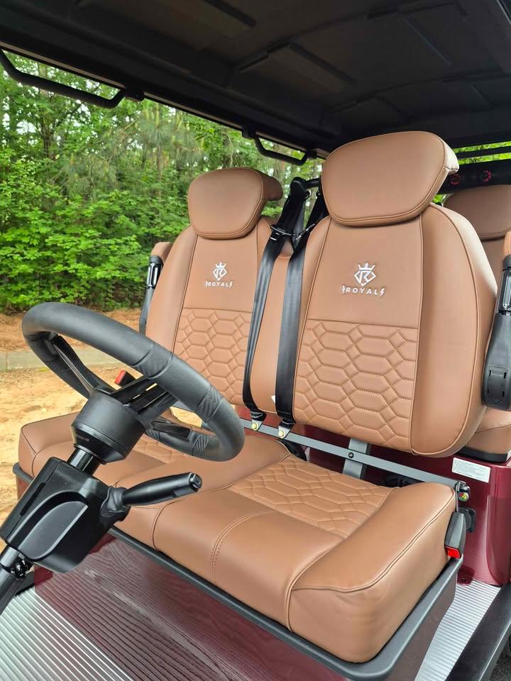 Royal EV Majesty 4 Facing Forward 72volt LSV gallery image 8